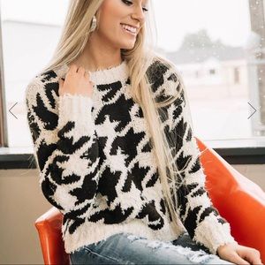fab’rik houndstooth sweater